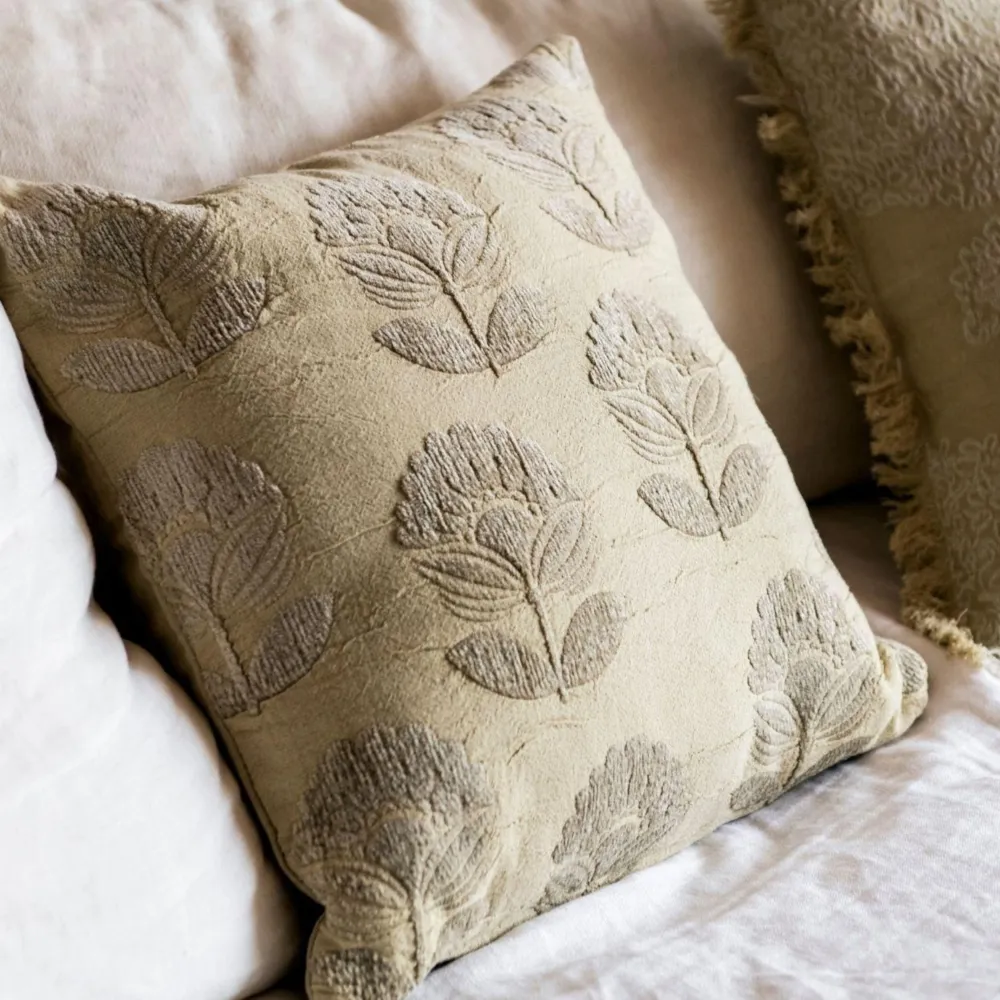 Cojín de sofá de algodón beige estilo romántico Andrea House