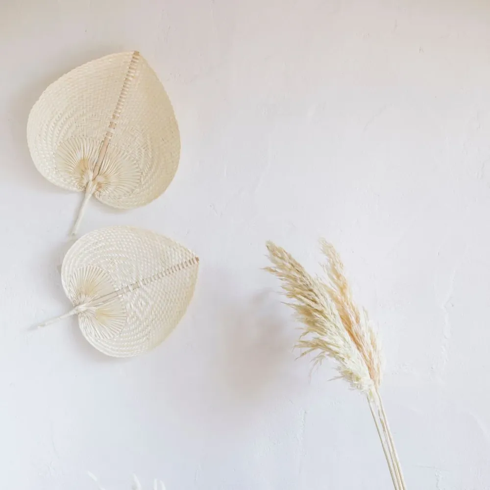 Figura decorativa abanico de fibra natural Andrea House