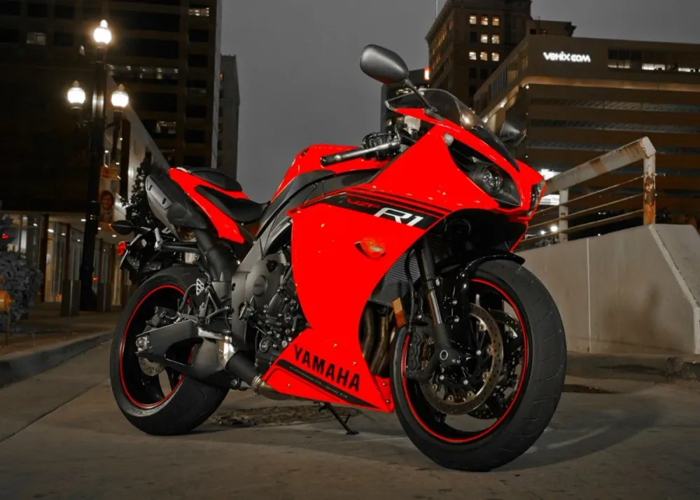 Póster Moto Yamaha R1 Noche Antre du Motard