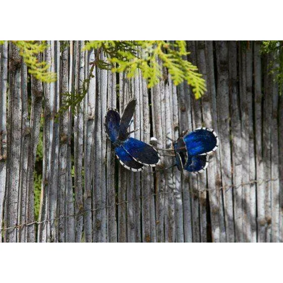 Mariposa azul para fijar - Insecto decorativo en metal reciclado Arrosoir & Persil