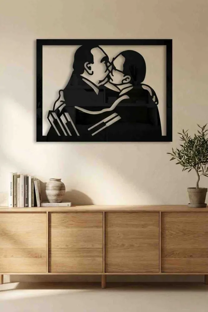 Un Beso Para La Historia
