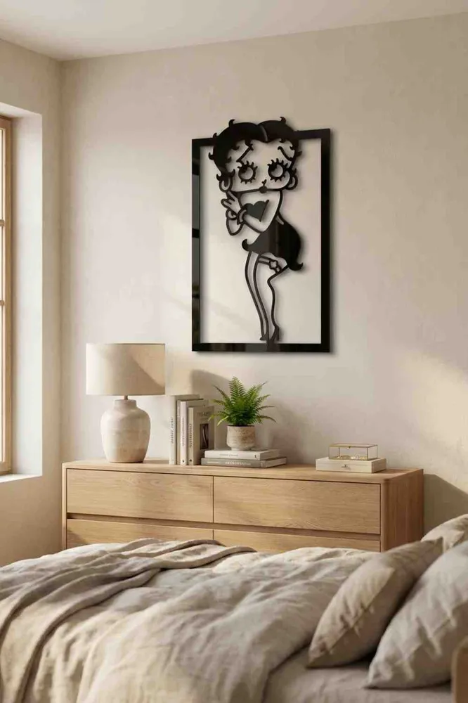 Betty Boop con las manos juntas