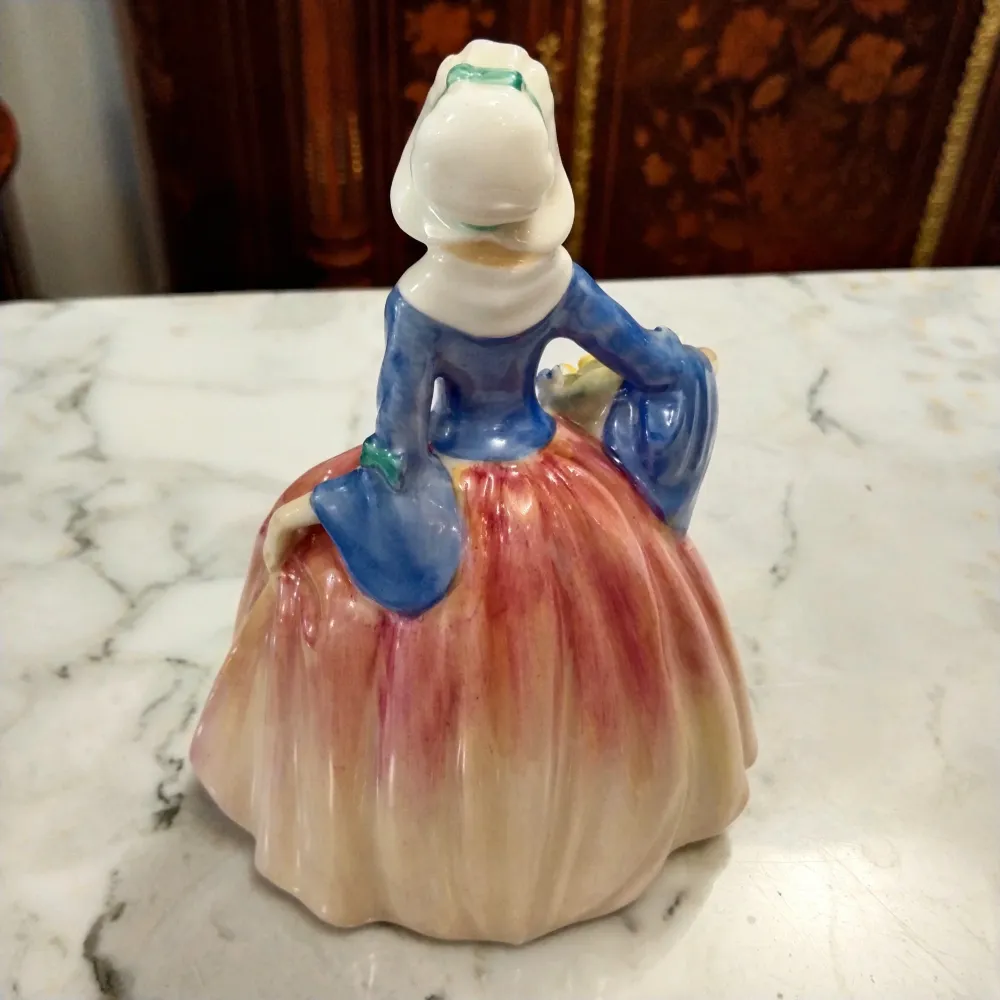 Figura de porcelana Royal Doulton 'Janet' 1912 Bucarest Art & Antiques