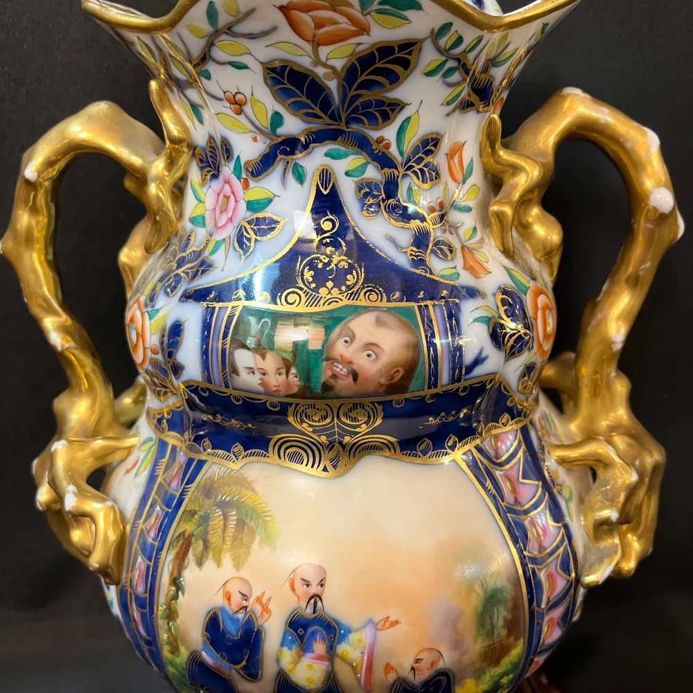 Jarrón de porcelana francesa Bayeux s. XIX decorados chinoiserie Bucarest Art & Antiques