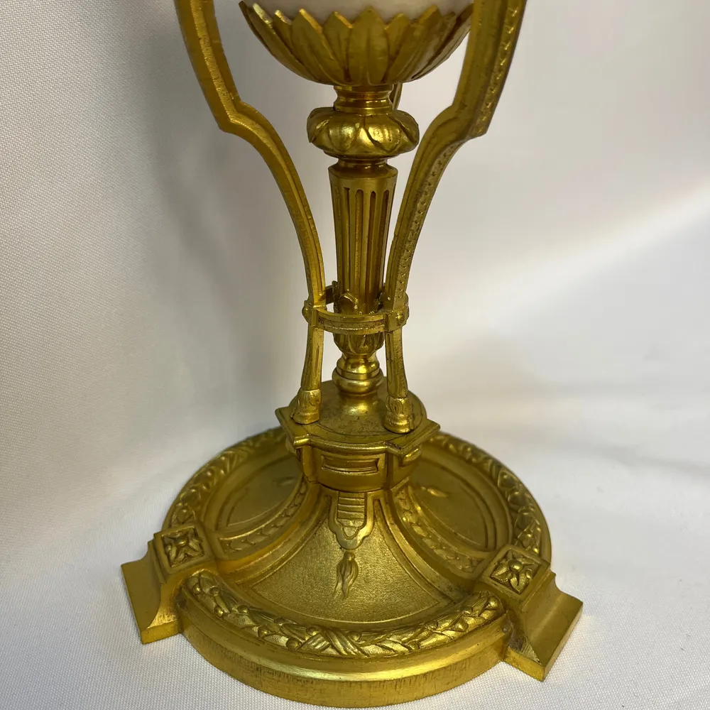 Lampara francesa de bronce y mármol mediados s.xx Bucarest Art & Antiques