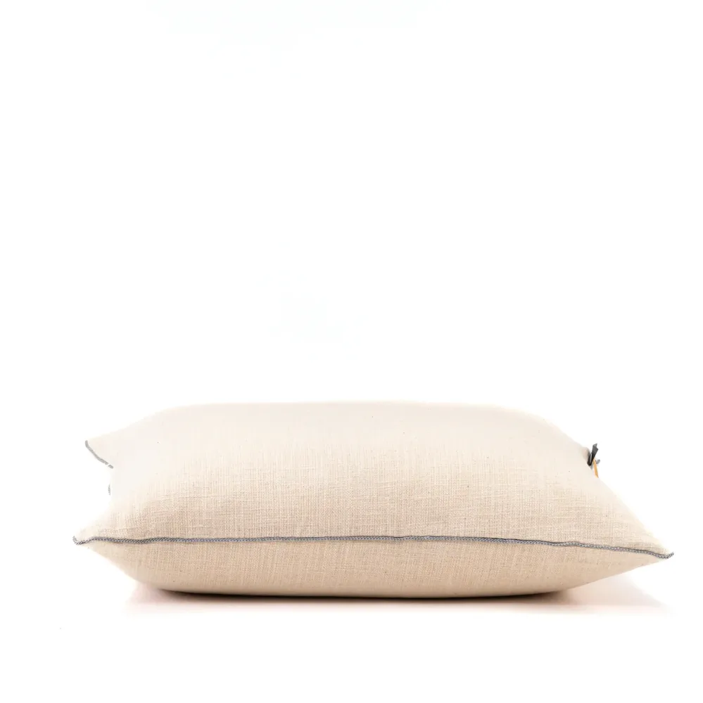 COJIN LINO CREMA VIVO RAYA PARIS 60 X 60 CM Canterano