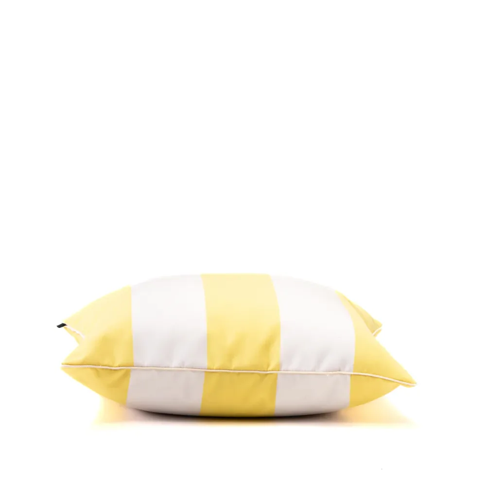 COJIN SUNBRELLA FRANJAS BLANCO CON AMARILLO VIVO CREMA 50 X 50 CM Canterano