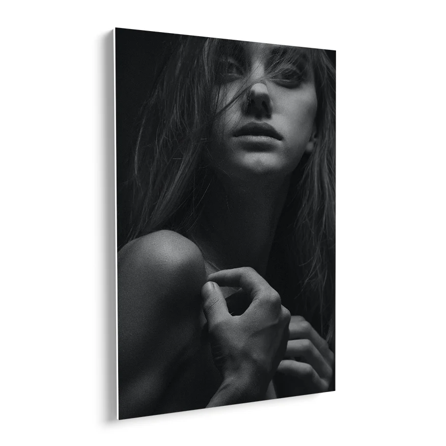 Chica 3/4 Poster