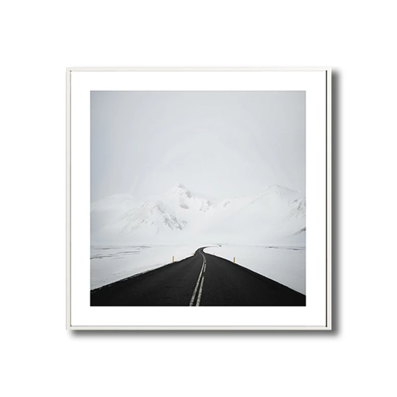 Lienzo de montañ de camino la nieve, impresión artística de pared contemporánea en blanco y negro para habitación Negro Cl...