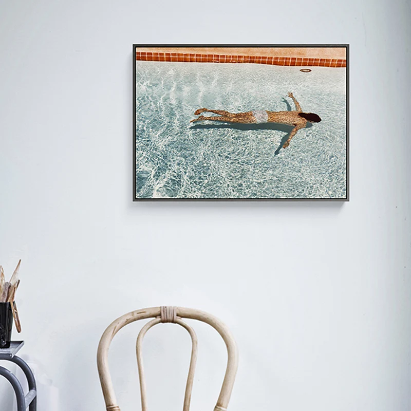 Pintura de mujer nadando en la piscina, arte pop texturizado, impresión en lienzo para dormitorio de niñas en azul Azul Cl...