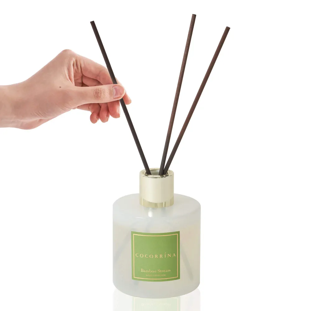 Difusor de varillas Bamboo Stream de COCORRÍNA