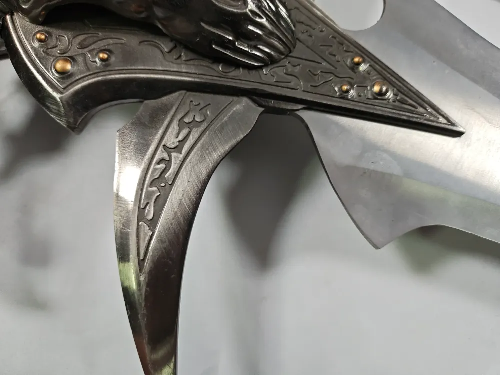 Frostmourne - hoja rayada y manchada, soporte dañado Coleccionables Epic Forge