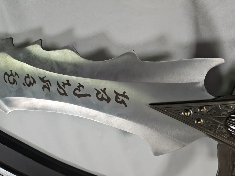 Frostmourne - hoja rayada y manchada, soporte dañado Coleccionables Epic Forge