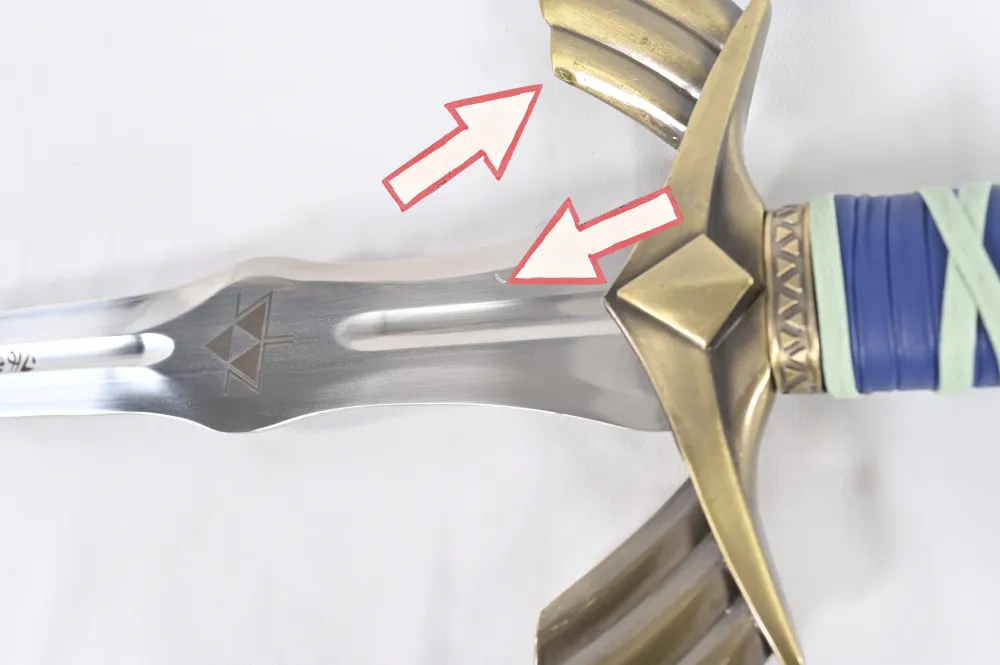 Royal Master Sword - guardamanos manchado, funda manchada, hoja con picaduras Coleccionables Epic Forge