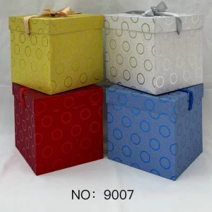 CAJA REGALO GDE 22*22*22CM 9007L Cosmo