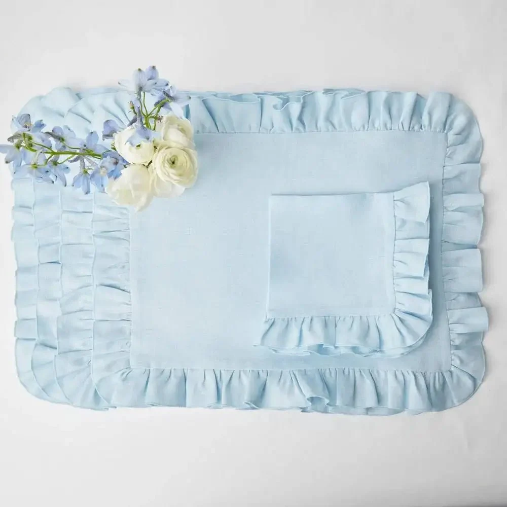 LOOMED LINEN – Servilleta de lino hecha mano con delicado borde de volantes Cozey Maison