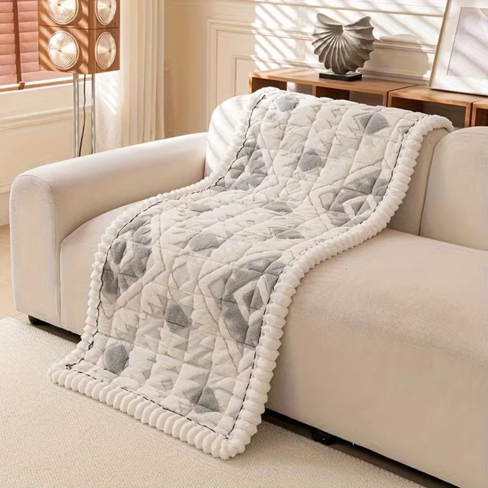 RESTORA – Funda de sofá de invierno acolchada y mullida para un asiento cálido y seguro Cozey Maison