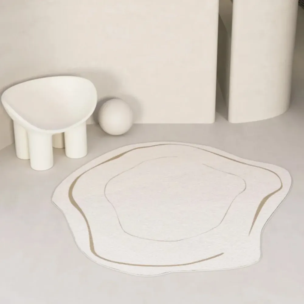 ROOMLOOM – Alfombra moderna suave de poliéster con un discreto patrón geométrico Cozey Maison