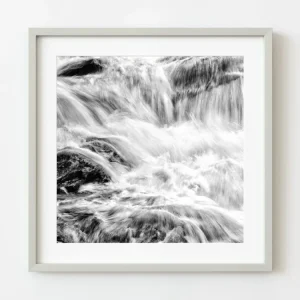 El detalle de la cascada Haliburton revela una enigmática belleza abstracta | Edición limitada de 10 Dan Kosmayer Photography