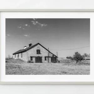 Granero de piedra centenario en Nebraska | Edición limitada de 10 Dan Kosmayer Photography