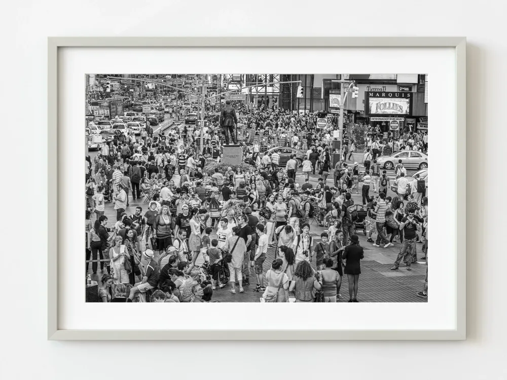 Multitudes de personas en Time Square de Nueva York | Edición limitada de 10 Dan Kosmayer Photography
