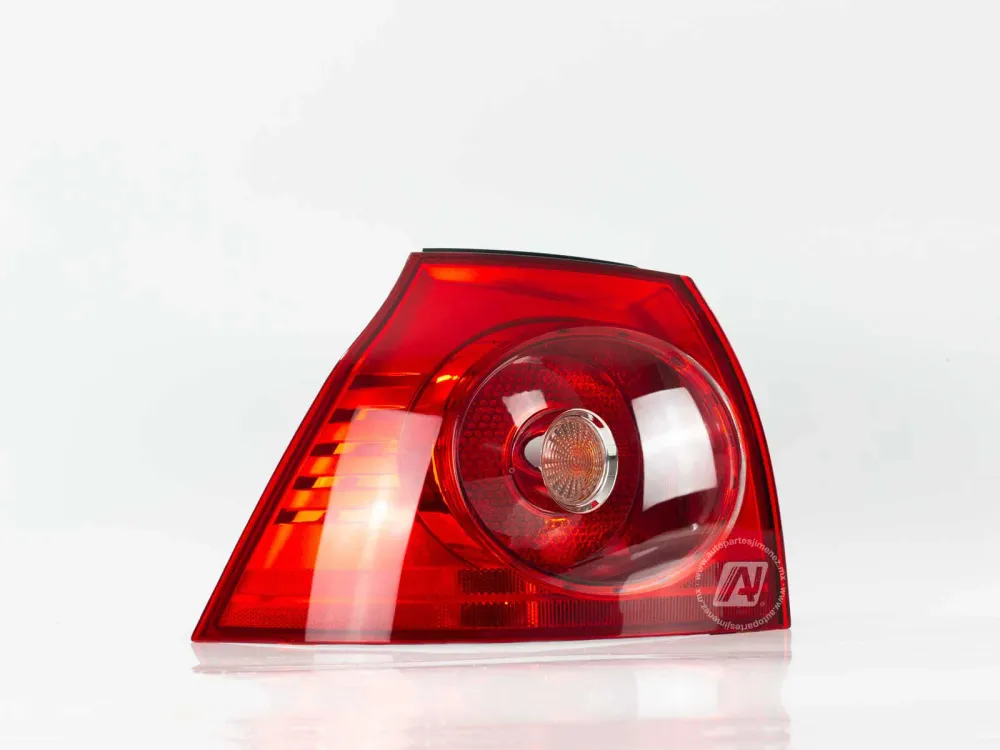 CALAVERA EXTERIOR VW GOLF 07-08 GTI IZQ DEPO REF 017-3111-05