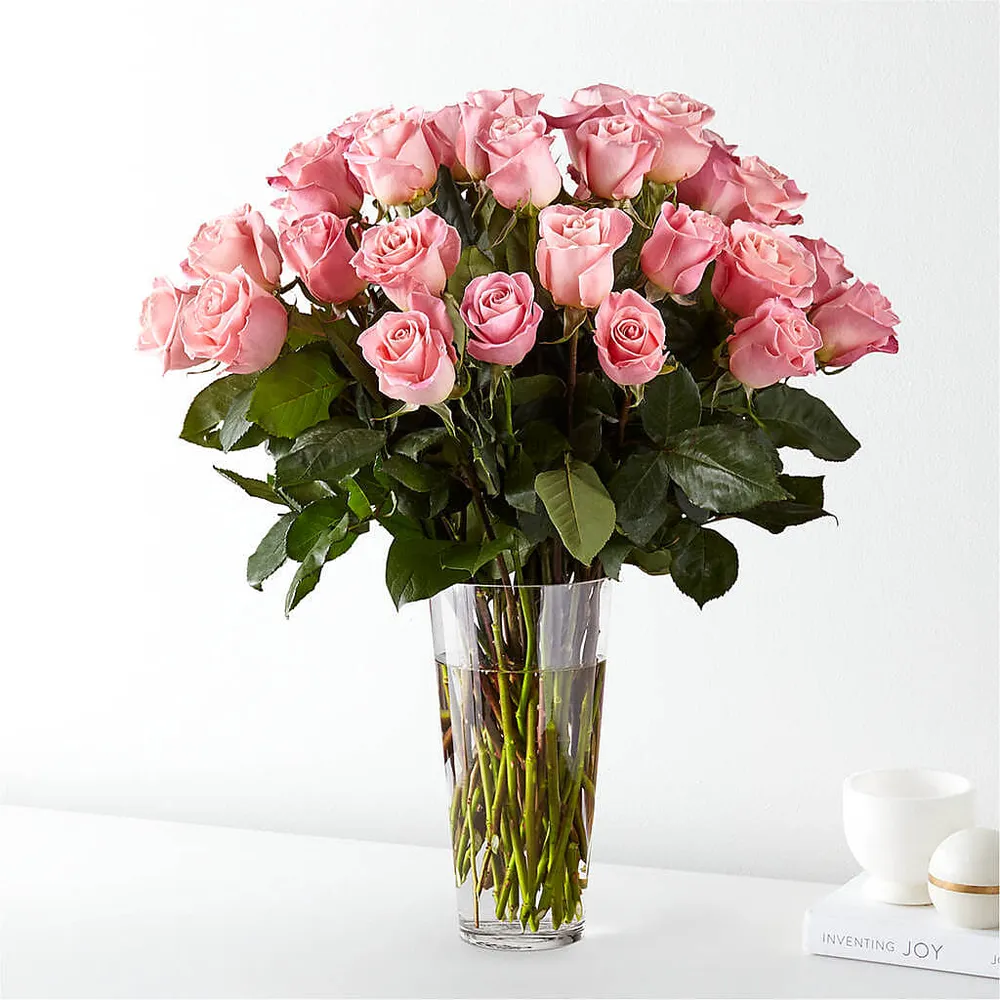Ramo de rosas de tallo largo de color rosa Deux Gars Des Fleurs