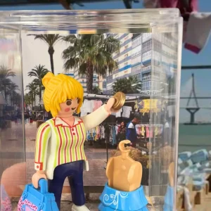 Señora en el piojito de Cádiz El trastero de Kike