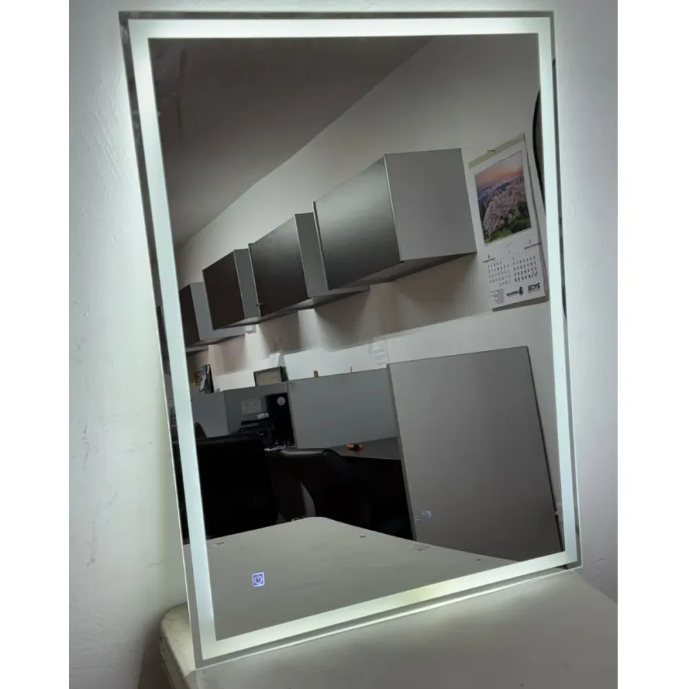 Espejo Rectangular Con Luz Led De Lujo Con Canto Pulido 60x80 cm herrashop