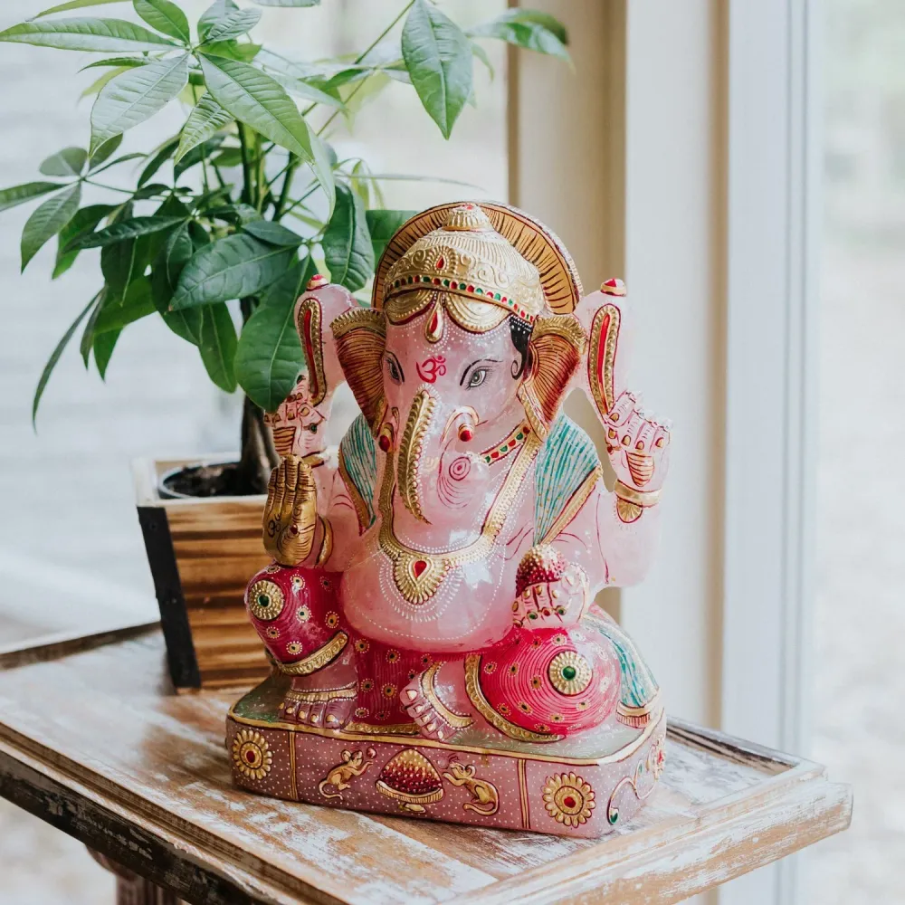 Estatua de elefante Ganesh de cuarzo rosa