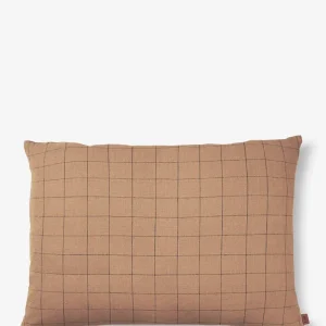 cojín brown cotton grid Ferm Living