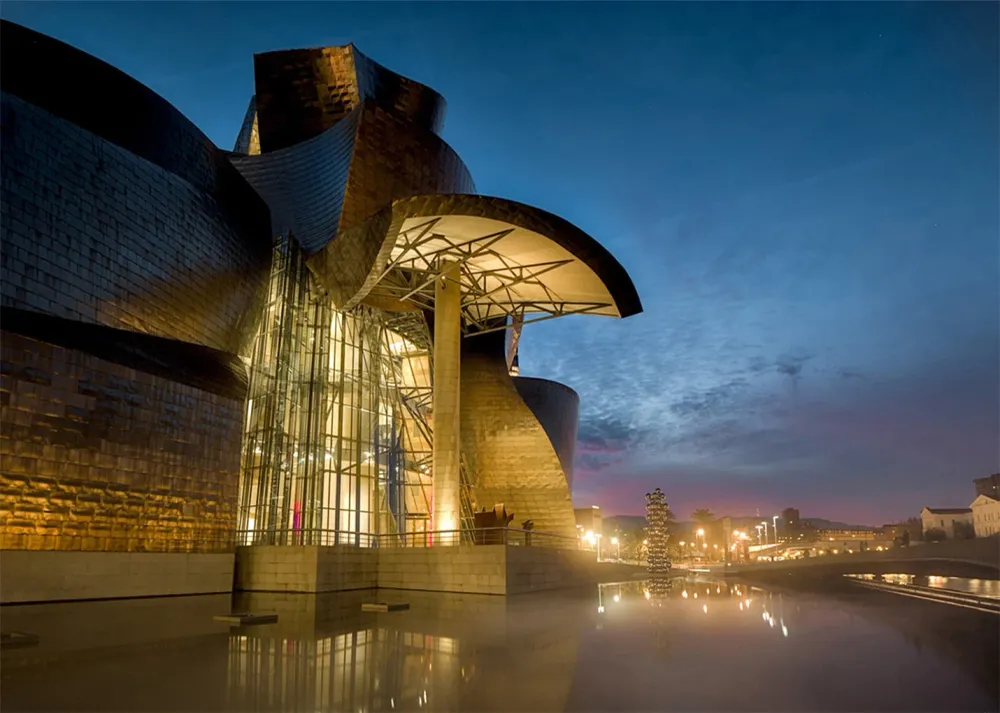Guggenheim de noche Fine Artic