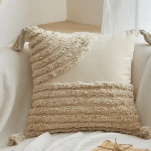 Cojín beige con tejido texturizado, 45x45 cm, MONTREAL FLORENCE