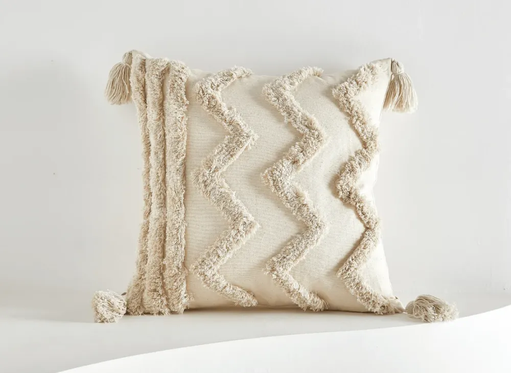 Cojín beige con tejido texturizado, 45x45 cm, YONU FLORENCE