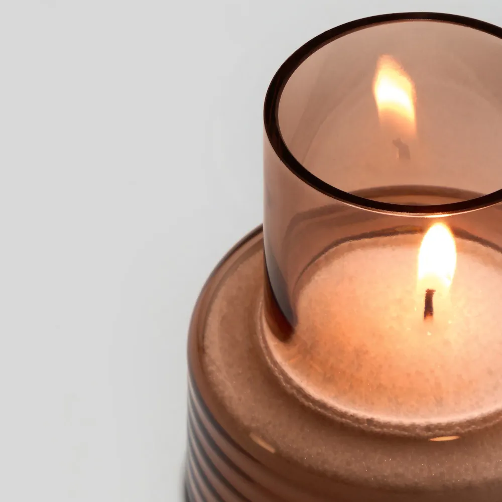 Portavelas de vidrio GLOW TOGETHER pequeño en Mocha Mousse GLASSCOR | Hand·Blown glass Store