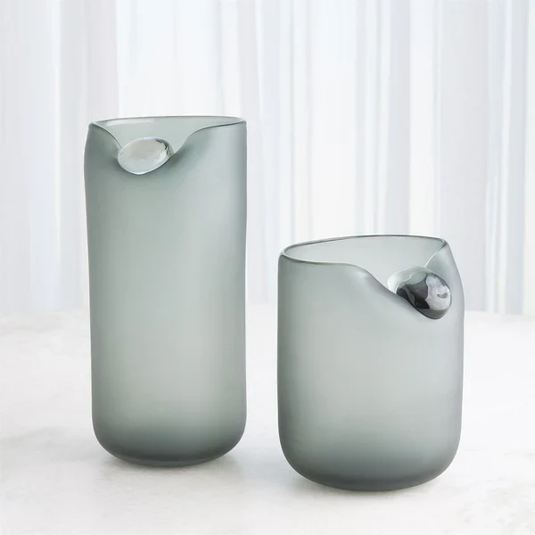 Poise - Florero Gris Pequeño Global View