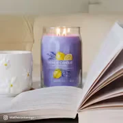 Vela Grande LEMON LAVENDER (567g) Gotas de Magia