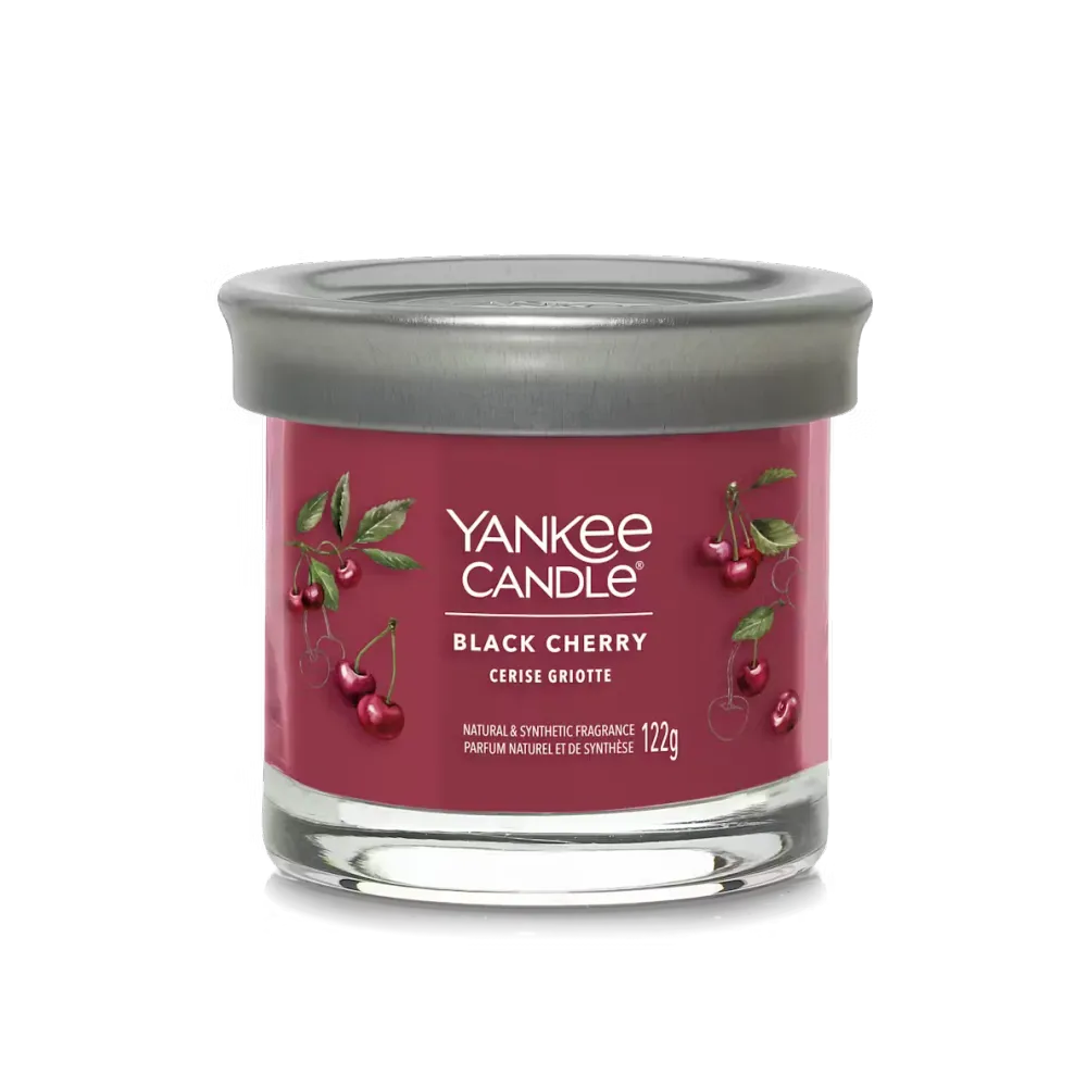 Vela Pequeñ BLACK CHERRY (122g) Gotas de Magia