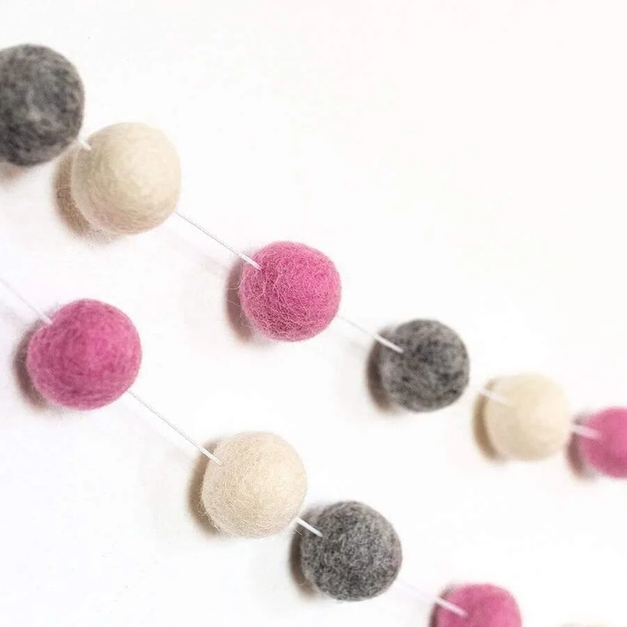 Guirnalda Bolitas Rosa y Gris