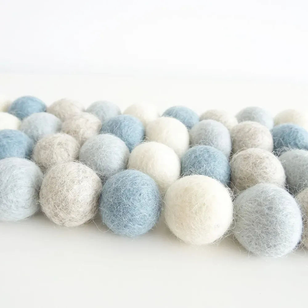Guirnaldas de Bolitas Azul Gris bebé