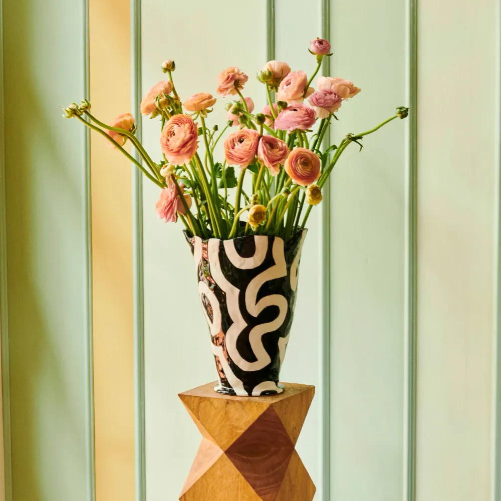 Jessica Hans - Shadow Vase HAY