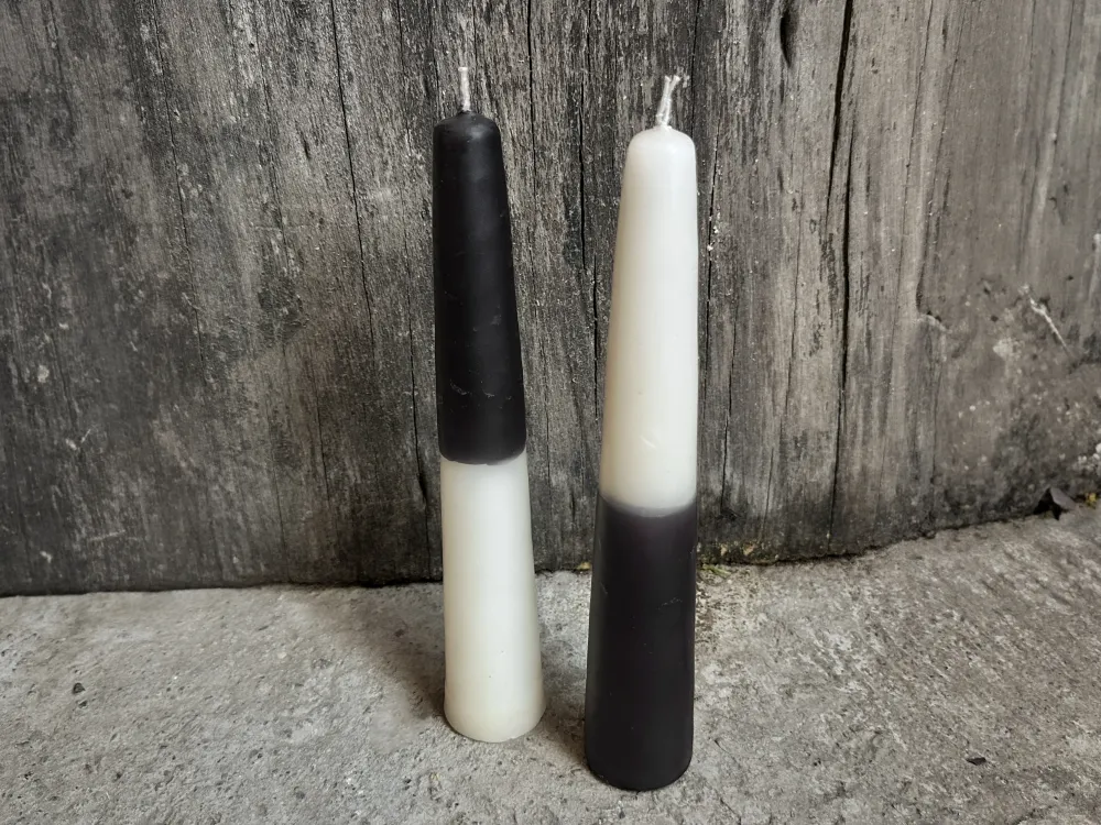 Juego de 2 velas cónicas Domino