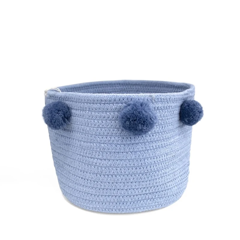 CANASTA TEXTIL PARA DECORACION CON POM POM KENNEDY HOME COL.