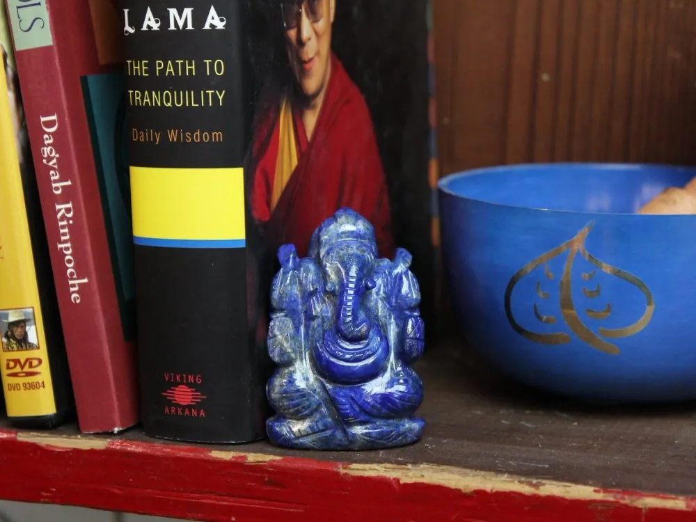 Pequeñ estatua de lapislázuli Ganesh Krish Gems