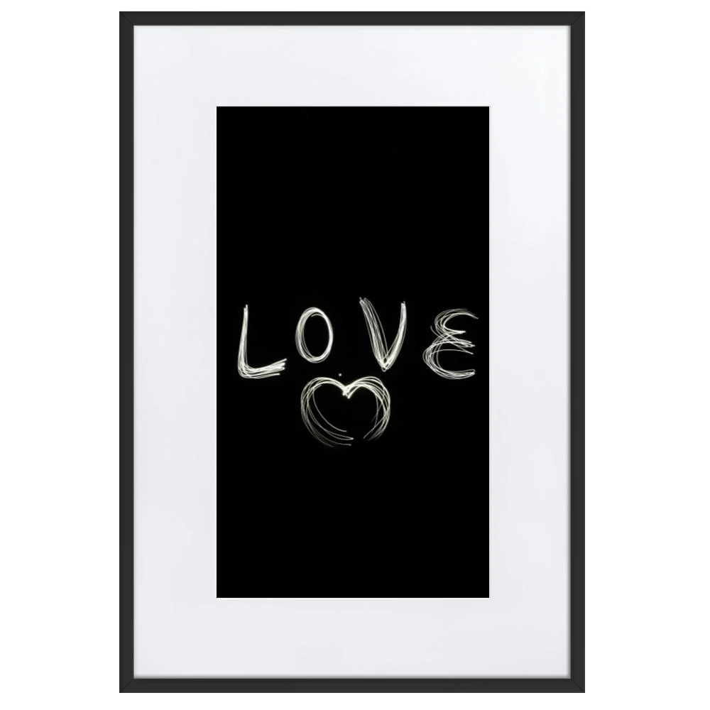 Amor con corazón - Póster en marco con paspartú Negro Kuratoren von artlia
