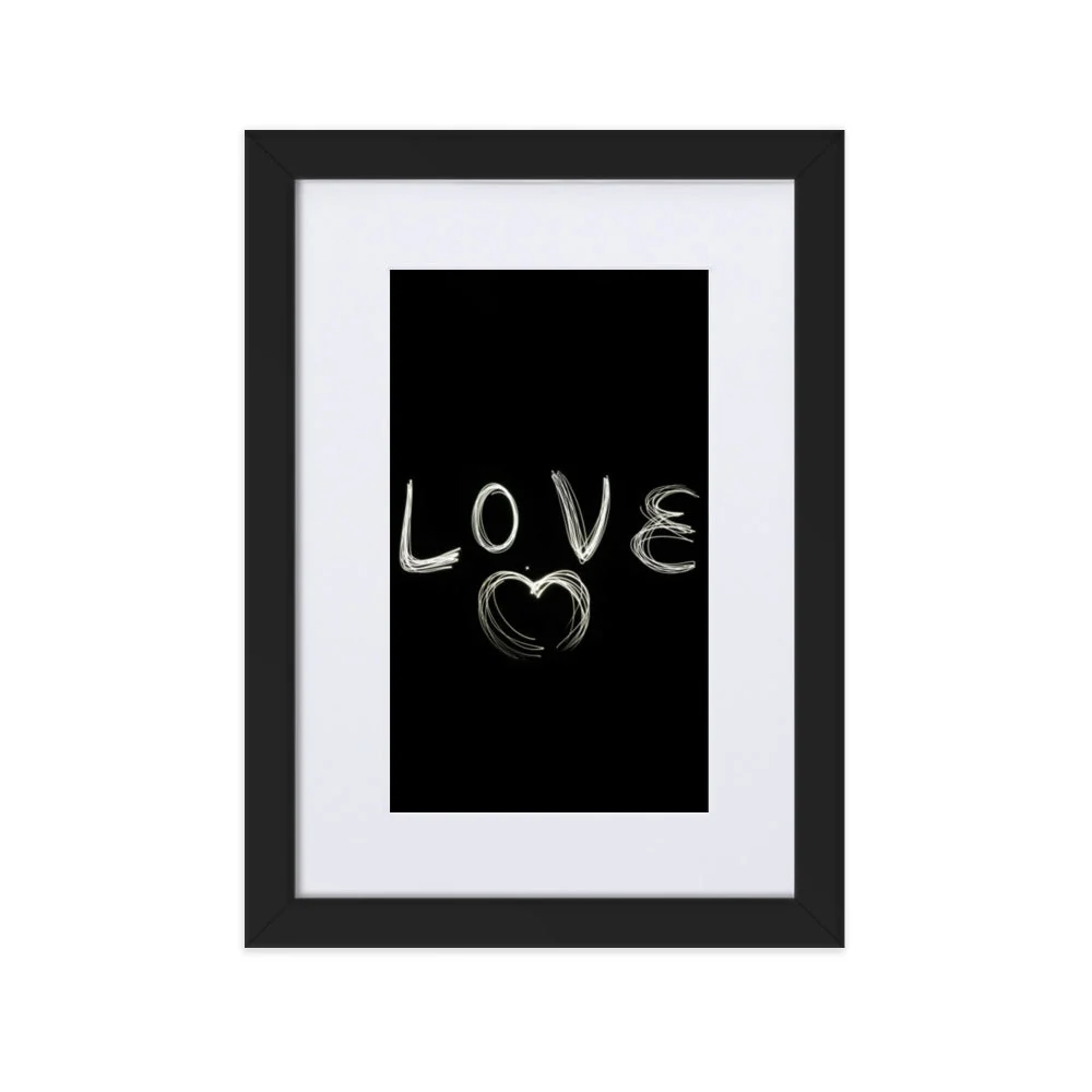 Amor con corazón - Póster en marco con paspartú Negro Kuratoren von artlia