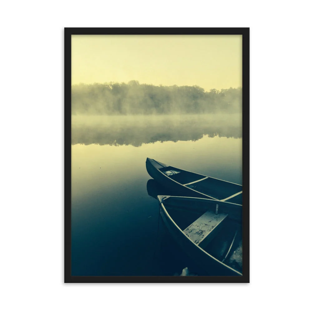Barcos en la niebla - Póster en marco Negro Kuratoren von artlia