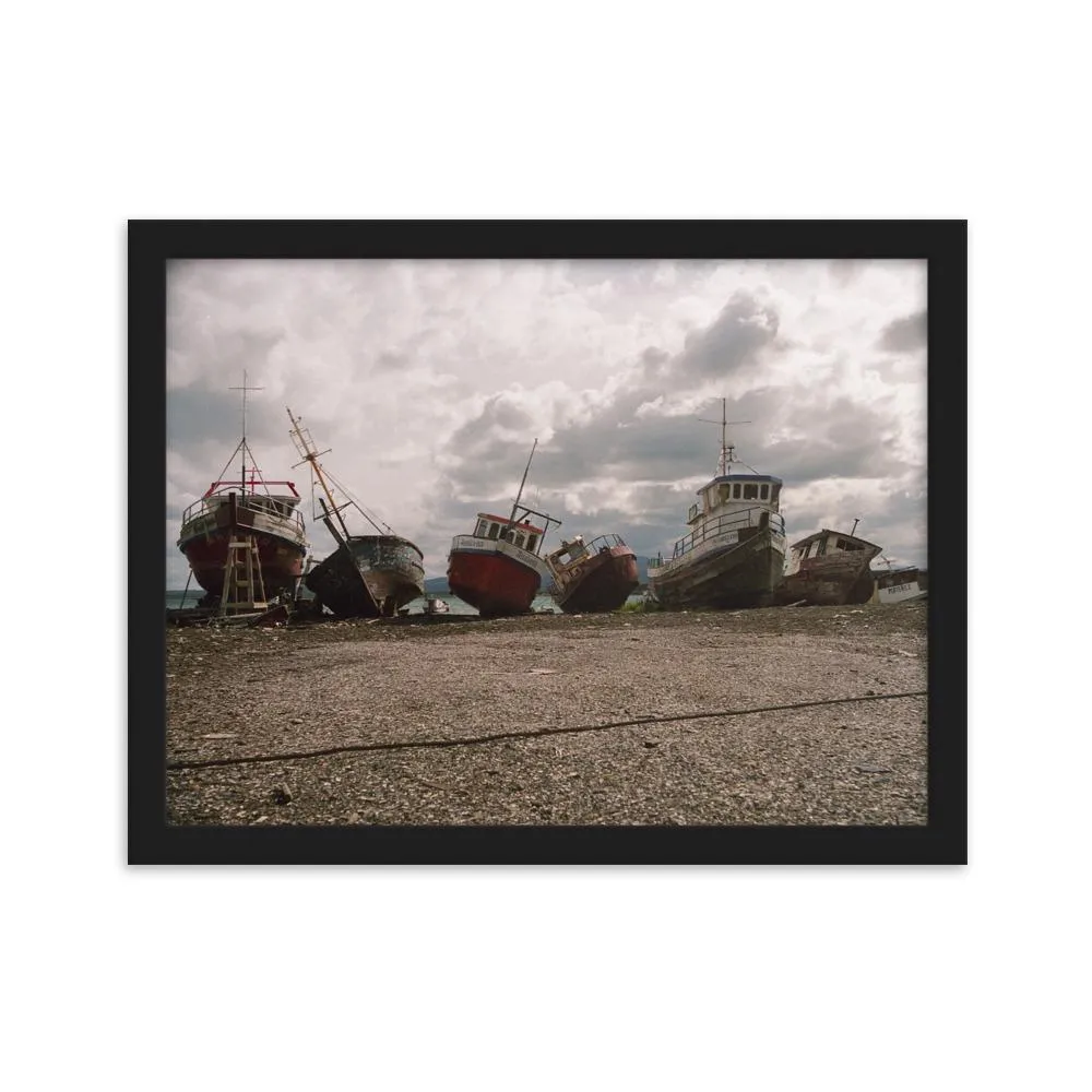 barcos en reposo - cartel en el marco Negro Kuratoren von artlia