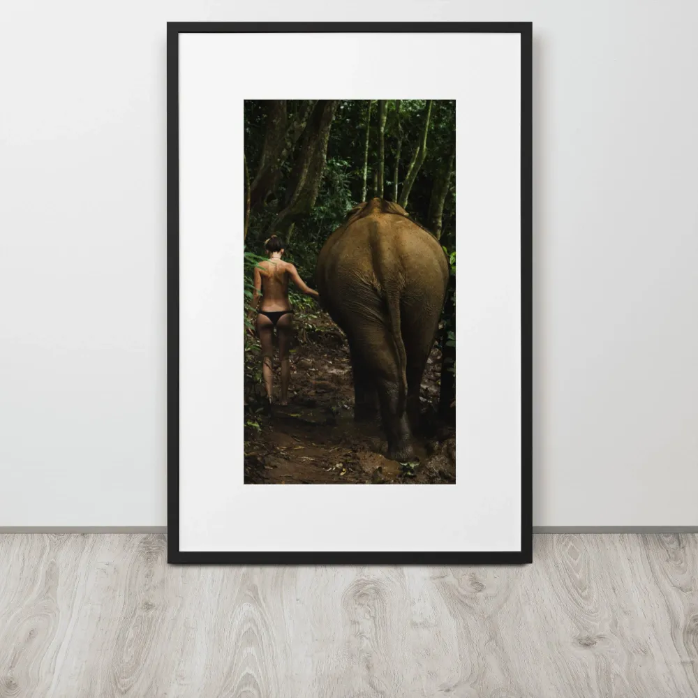 Caminando hacia la jungla - Póster en marco con paspartú Negro Kuratoren von artlia