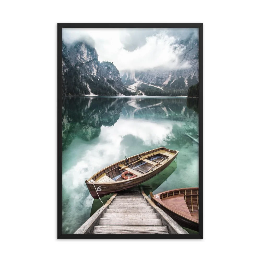 Lago de Braies - cartel en un marco Negro Kuratoren von artlia